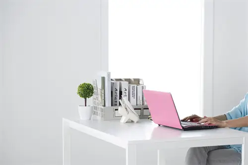 小区里面开工厂违反什么法律